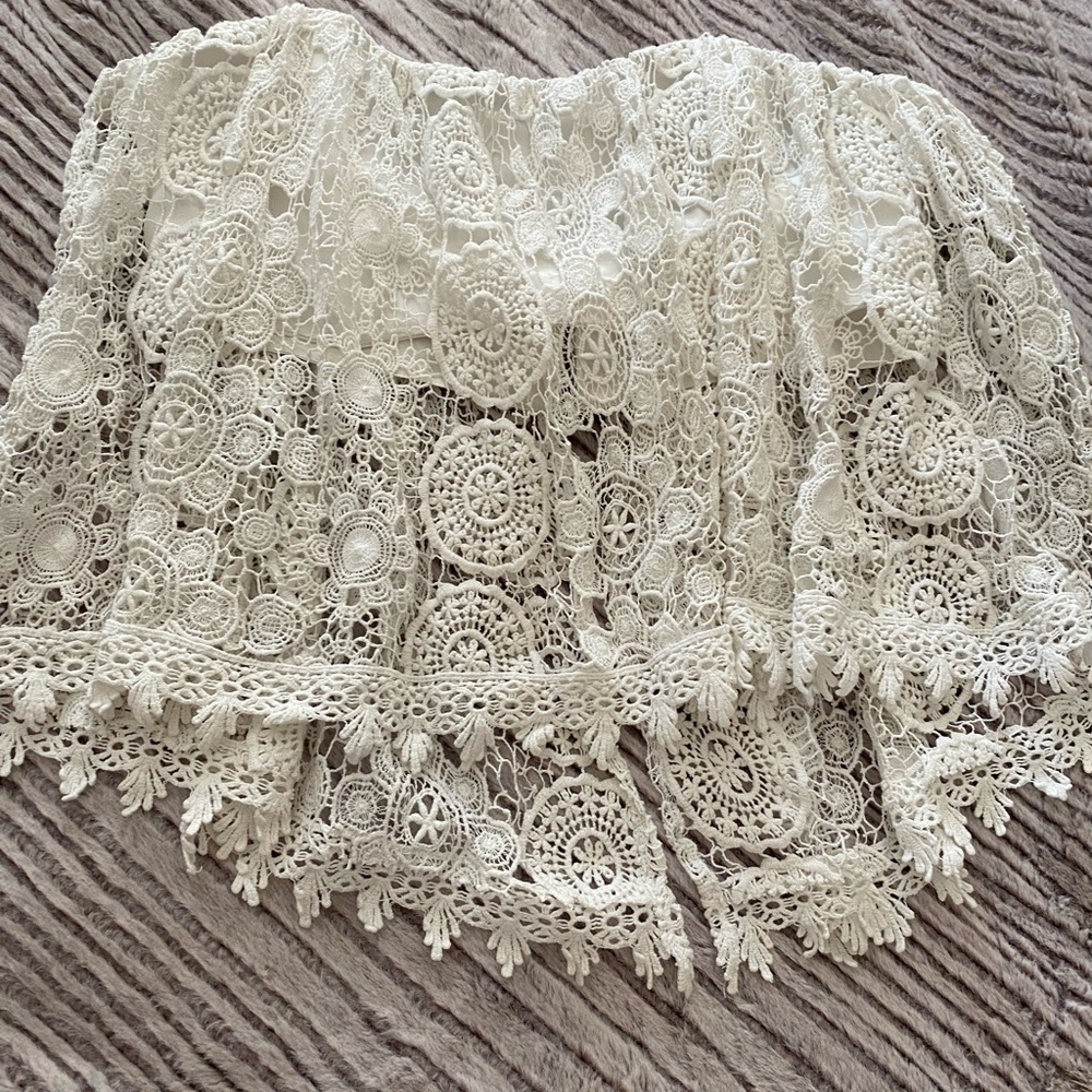 TULAROSA x Revolve Amelia Lace Off White Crocheted Croptop - Sz M